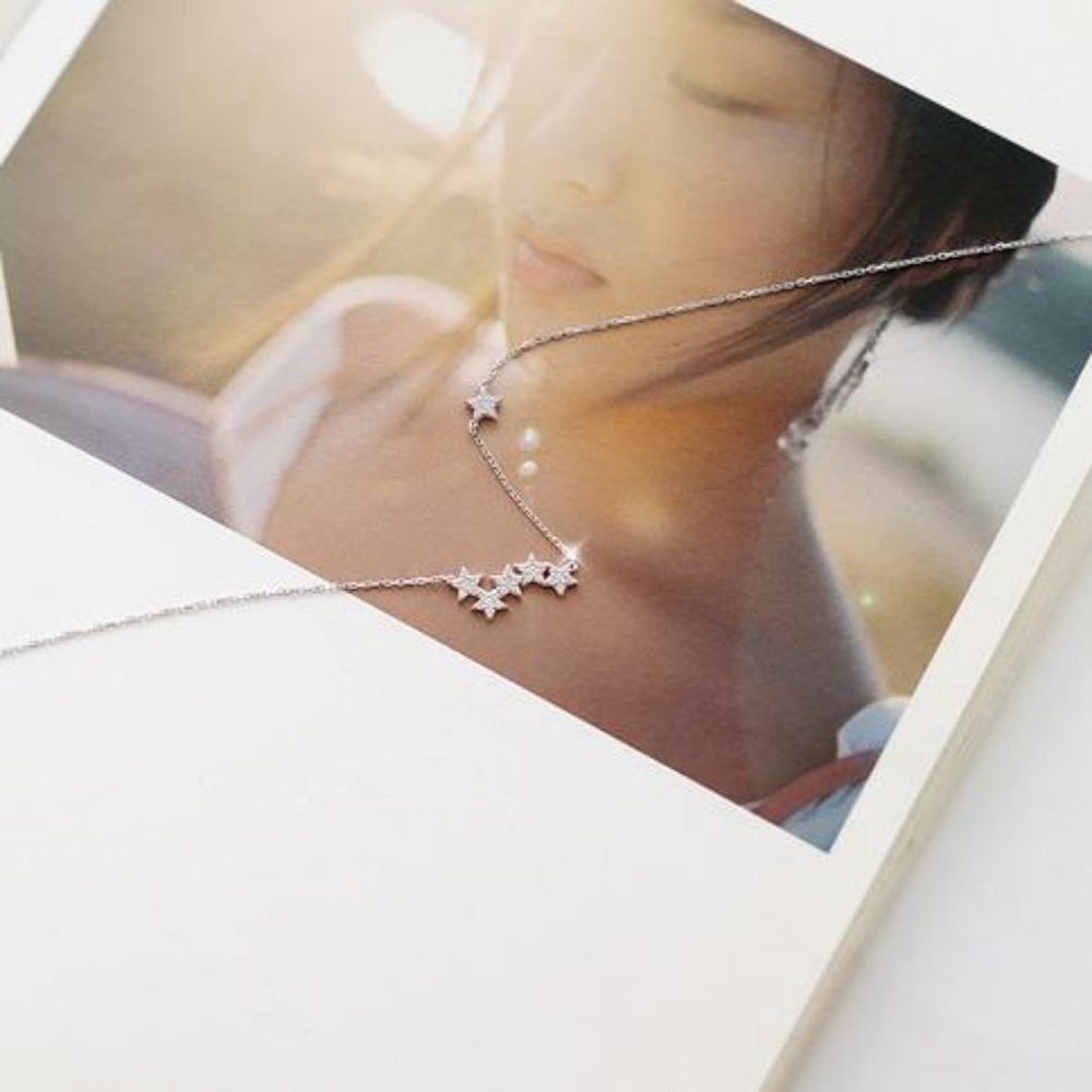 NEW 925 Sterling Silver Diamond Star Necklace - Picture 2 of 2